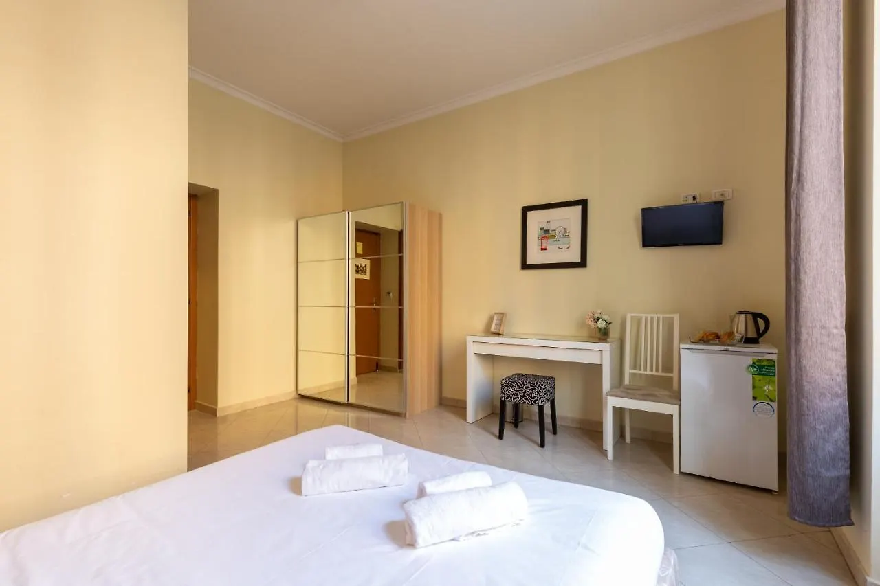 روما Alveare Bed & Breakfast 0*,  إيطاليا